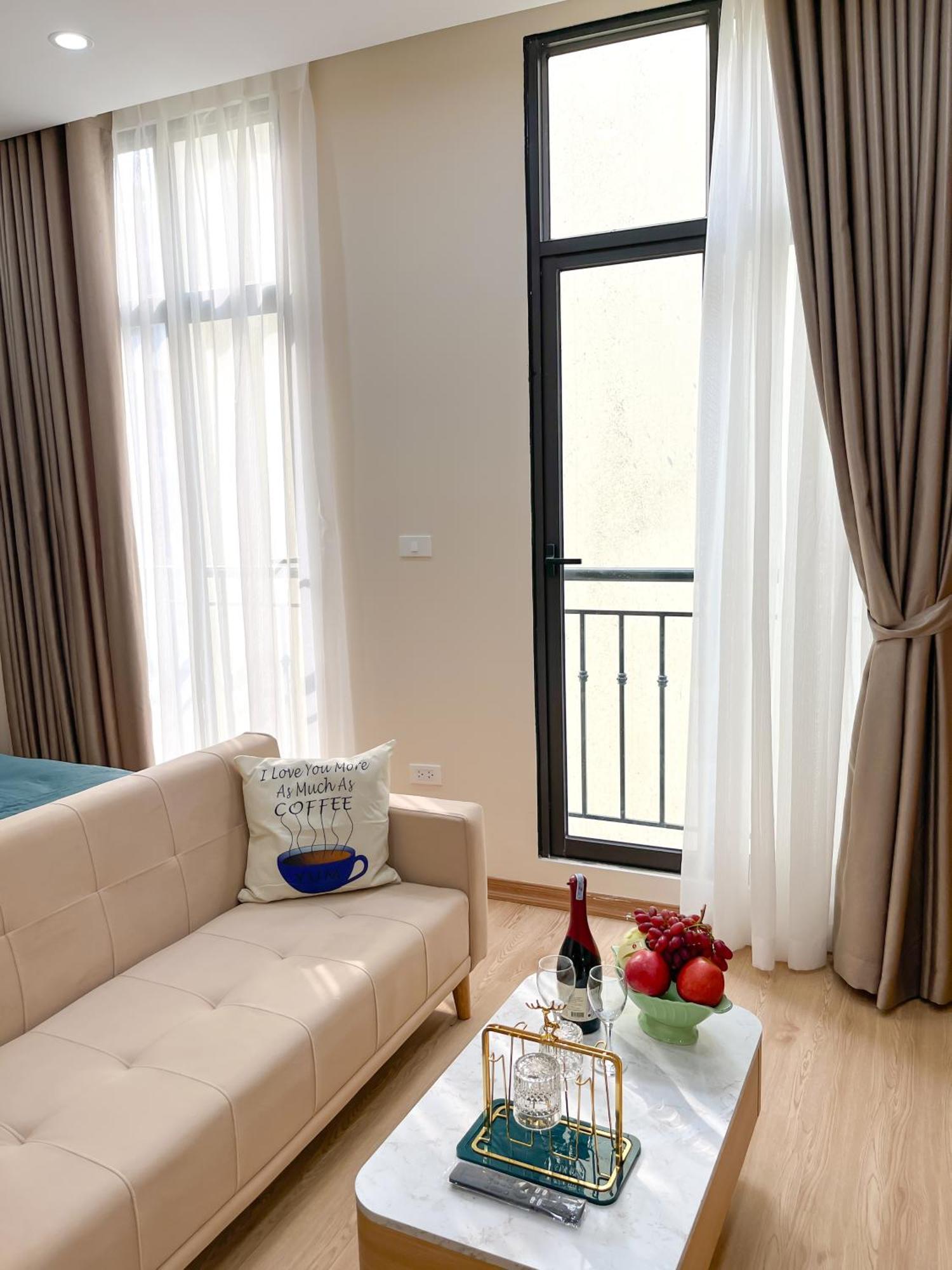 Amazing Housing Lac Long Quan Hanoi Exterior photo